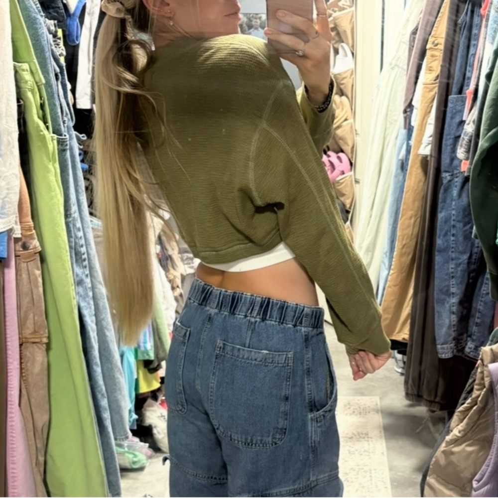 Urban Outfitters BDG Danny Cropped Henley Top - Picture 4 of 4